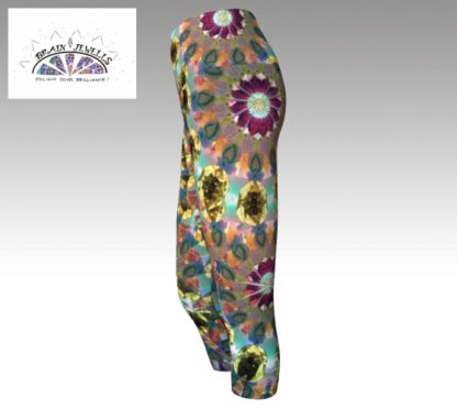 Sacred Love Wide Yoga Band Capri Leggings - Image 2