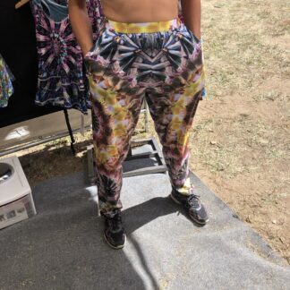 "Squeeze Your Lemons Darling" Unisex Lounge Pants